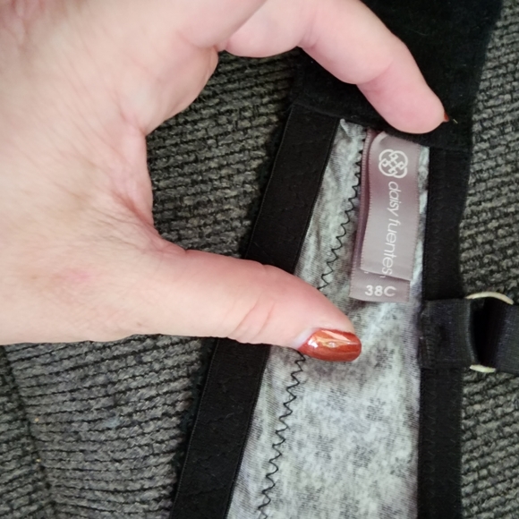 Bra - Picture 2 of 4